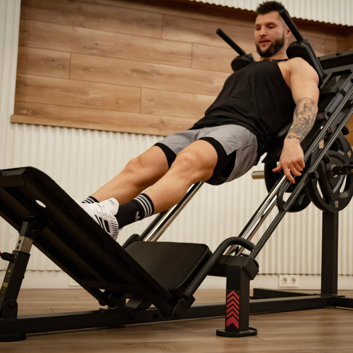 BH Fitness Hack Squat / Leg Press G530