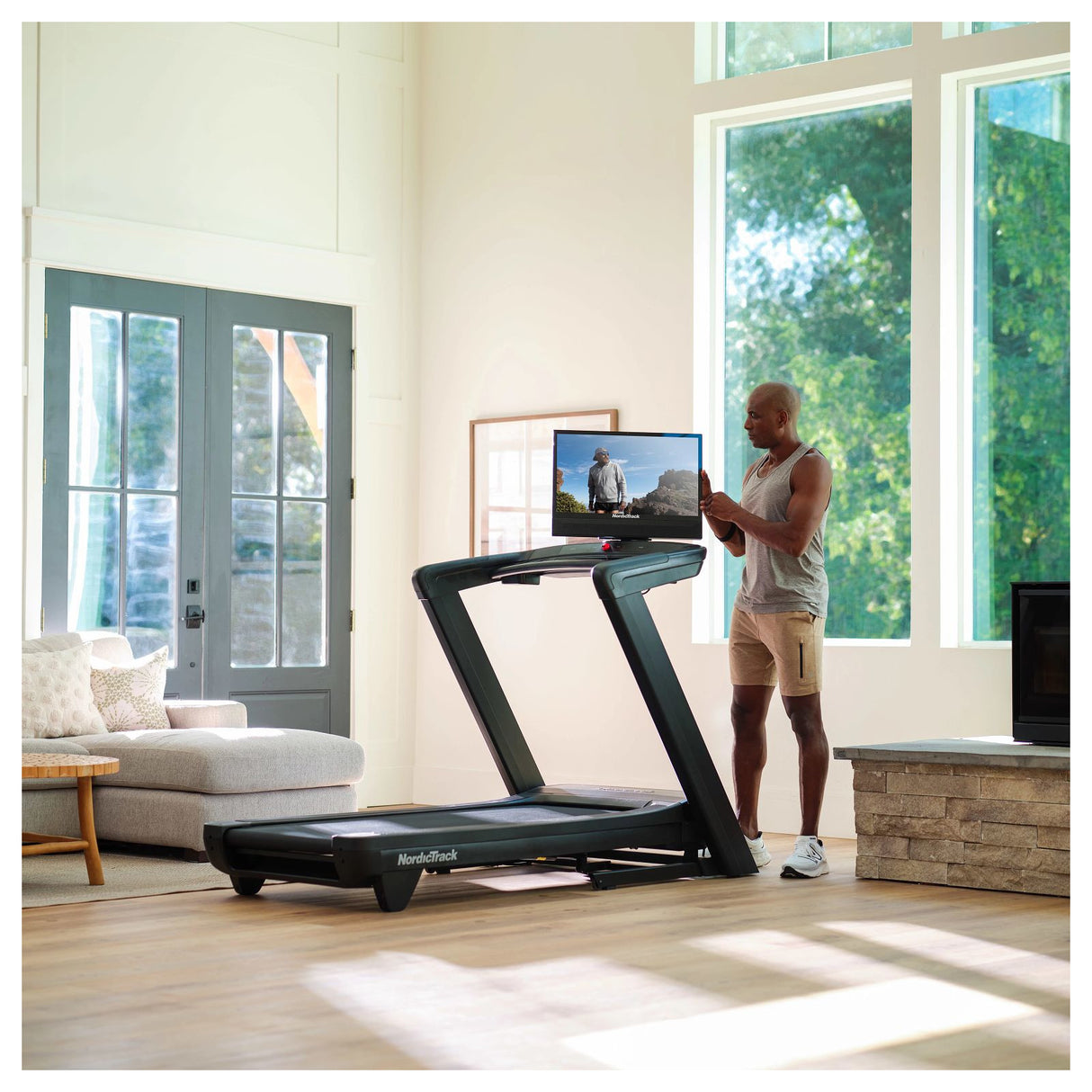 NordicTrack Laufband Commercial 2450