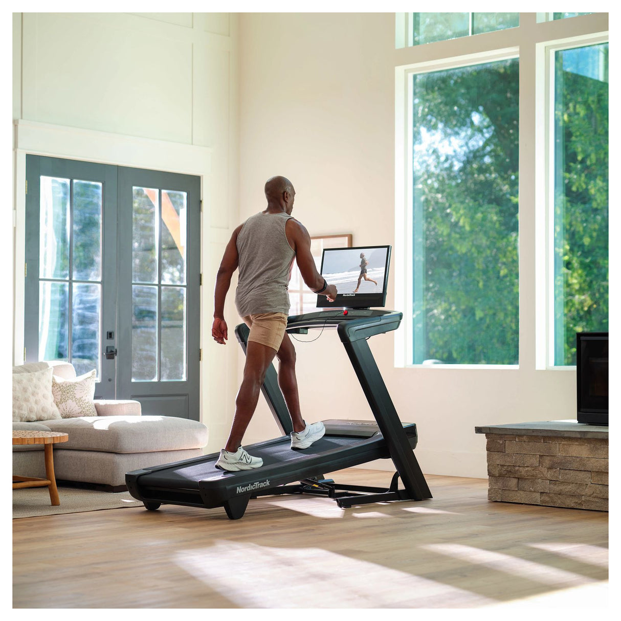 NordicTrack Laufband Commercial 2450