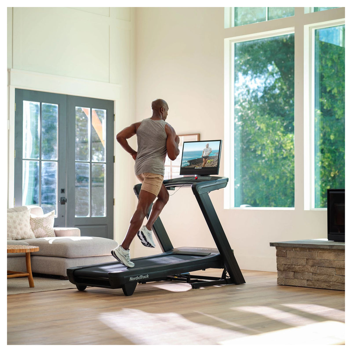 NordicTrack Laufband Commercial 2450