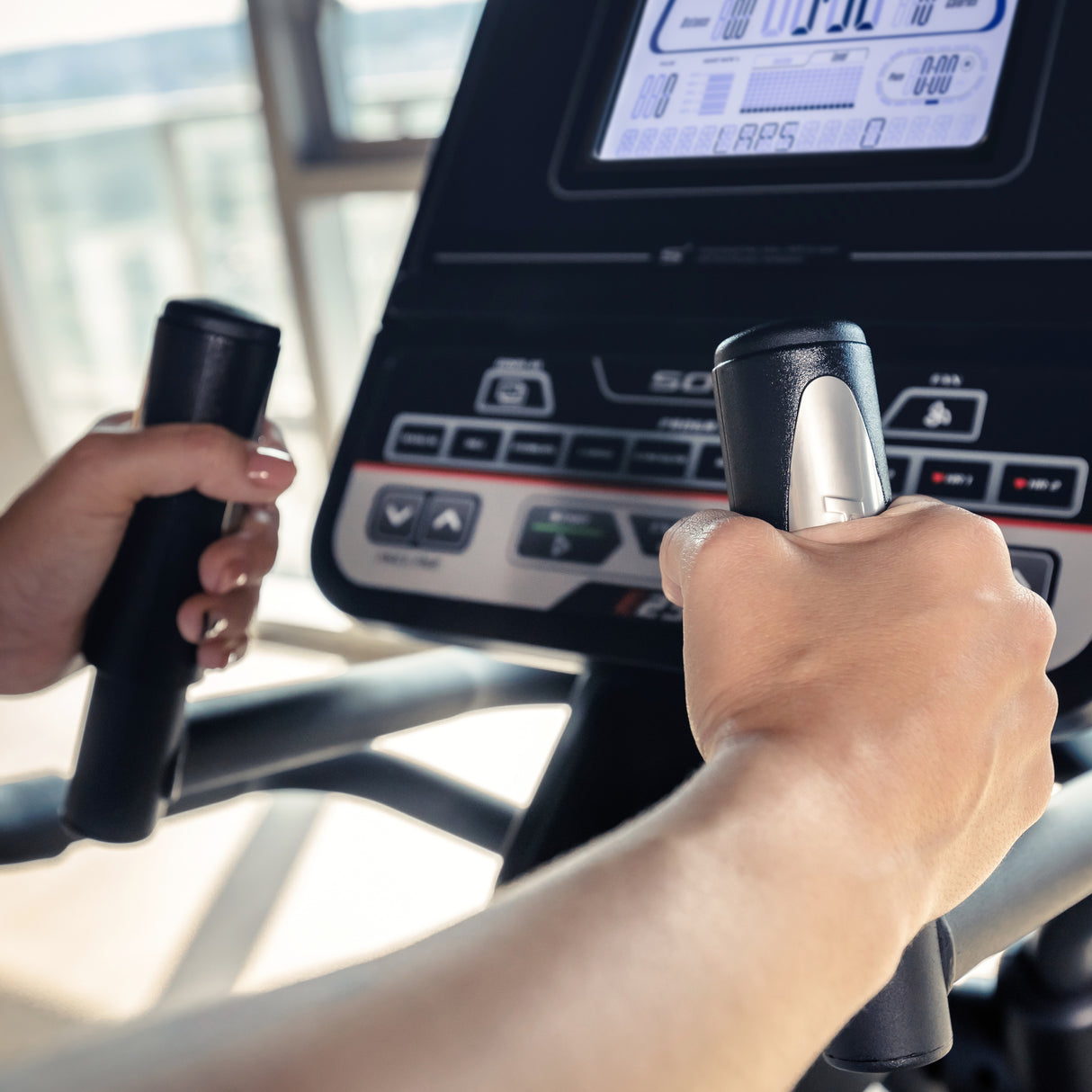 Sole Fitness Ellipsentrainer E25