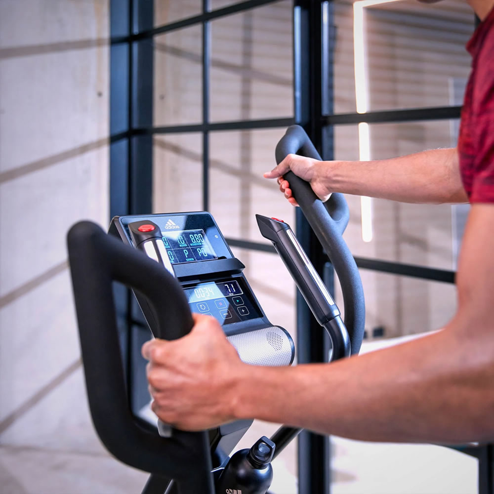 adidas X-21FD Bluetooth Ellipsentrainer