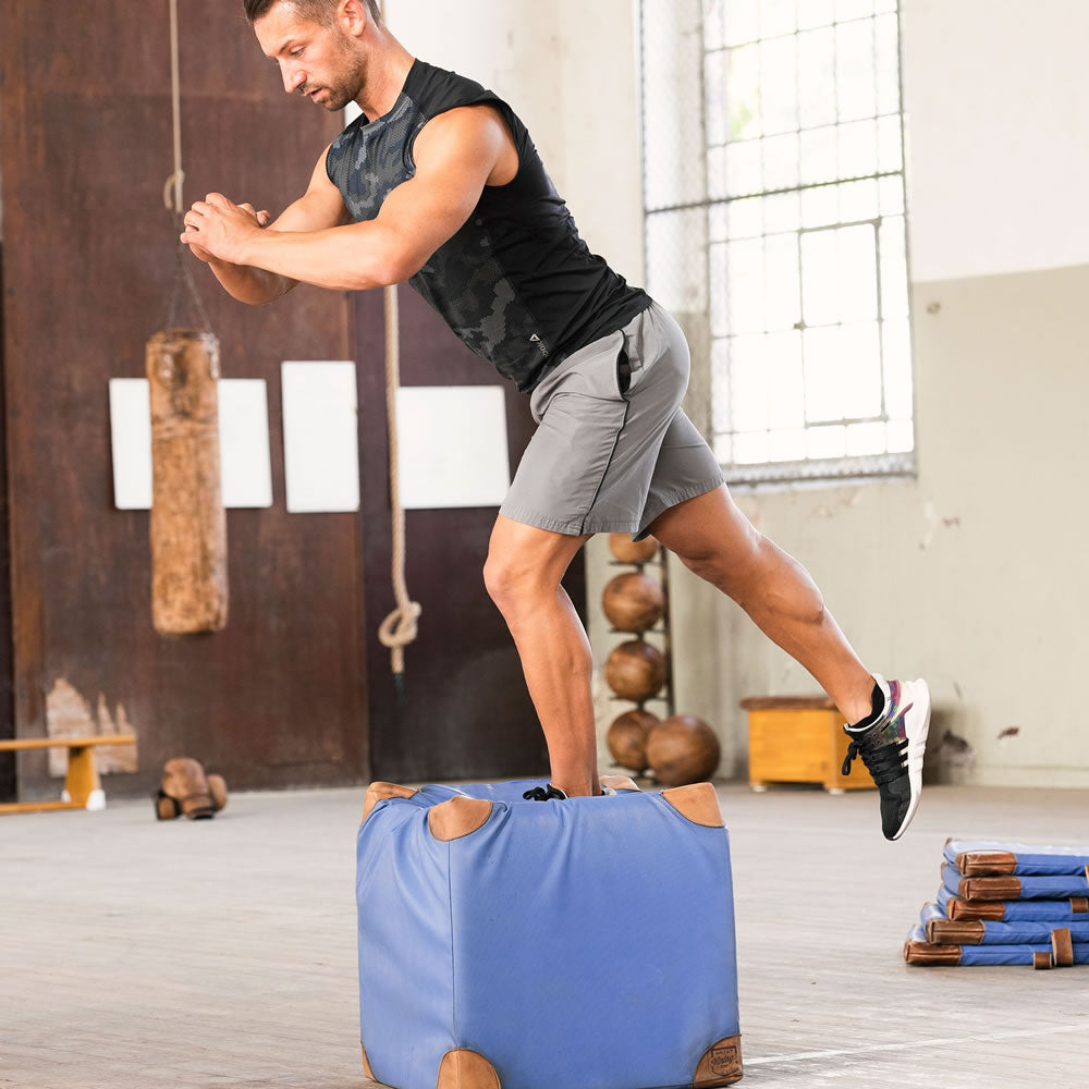 ARTZT Vintage Series Cube