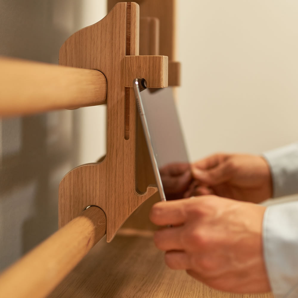 Heimholz Tablethalterung Eiche für Sprossenwand