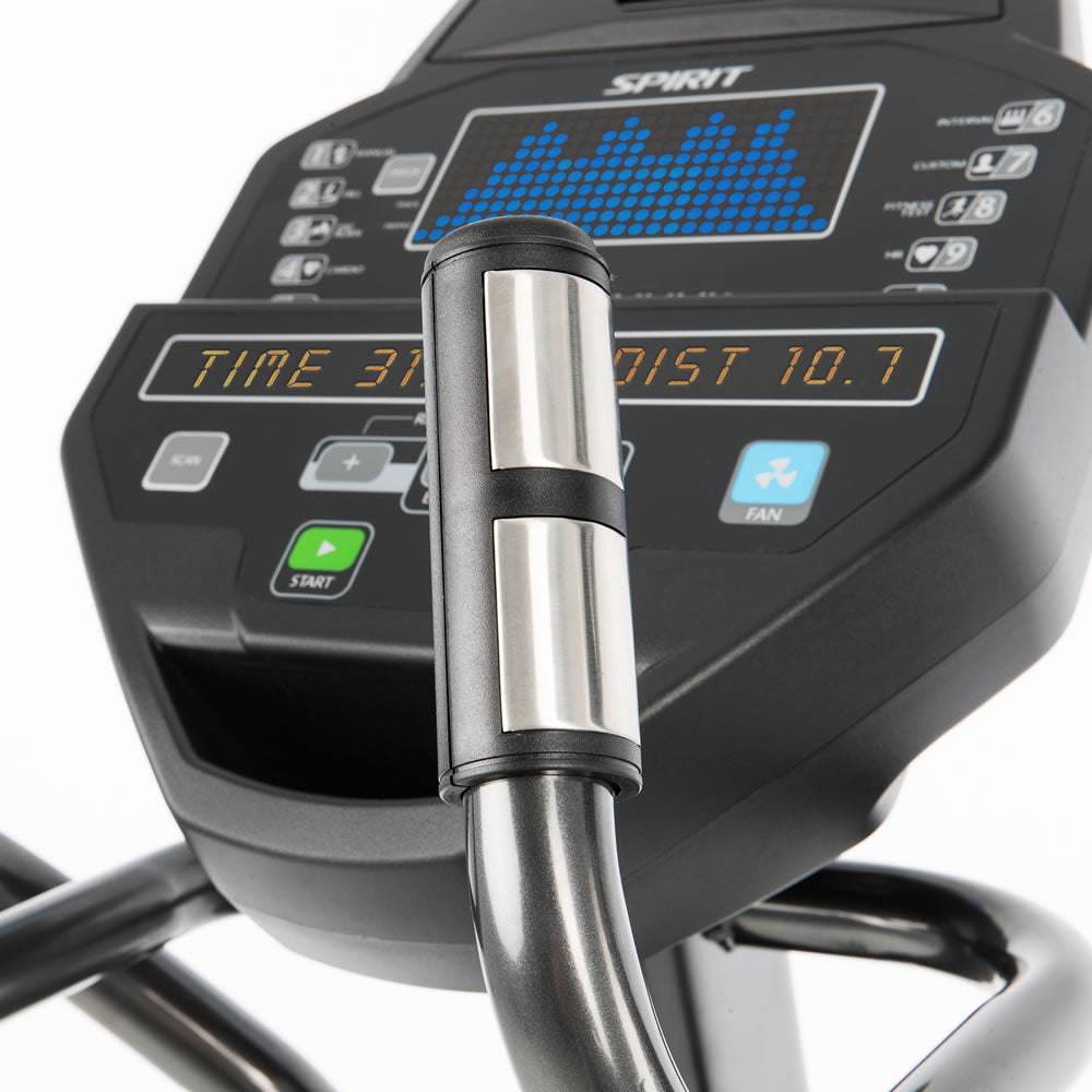 Spirit Fitness CE800 Ellipsentrainer