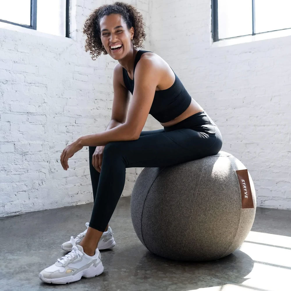 STRYVE Active Ball Wollfilz Warm Grey 65cm