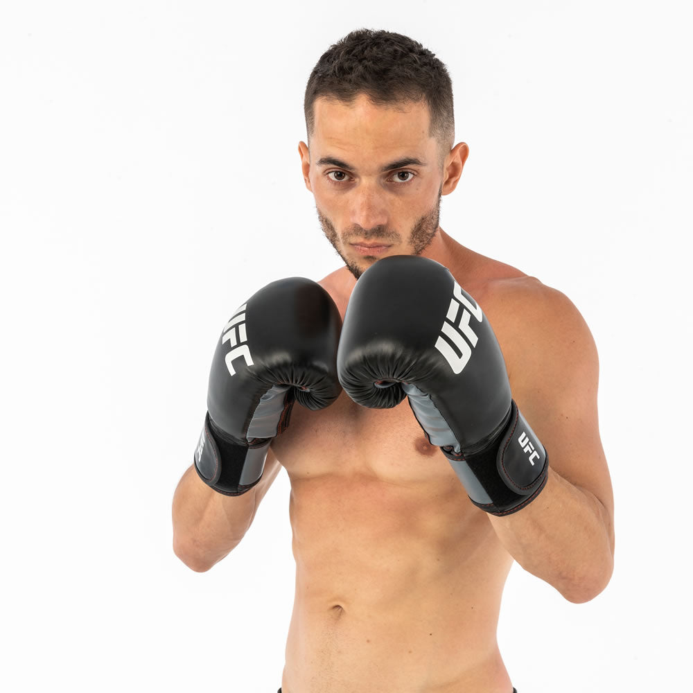 UFC Boxhandschuh Schwarz 14 oz.