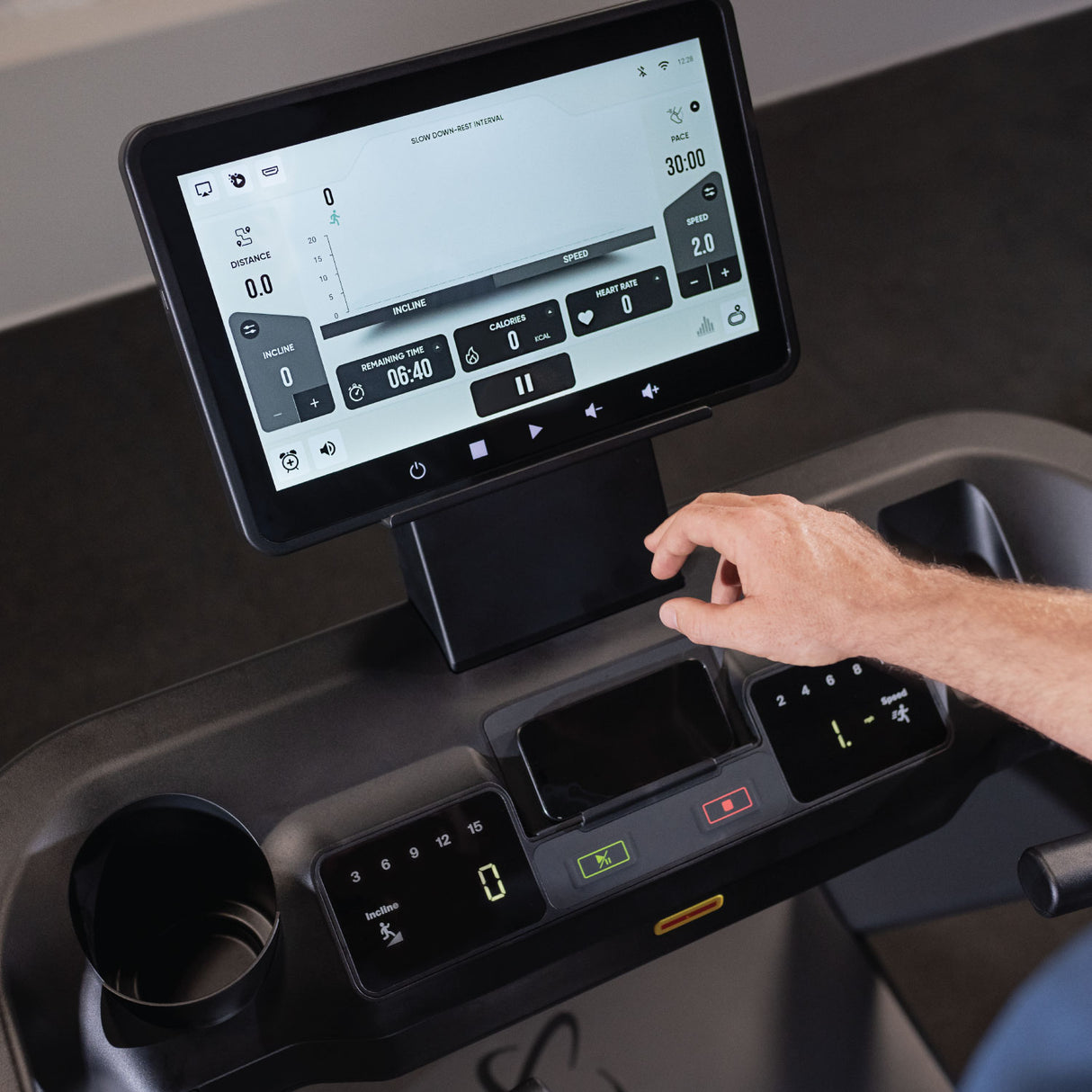 Inspire Series T7S Laufband