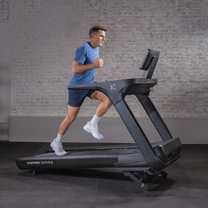 Inspire Series T7S Laufband