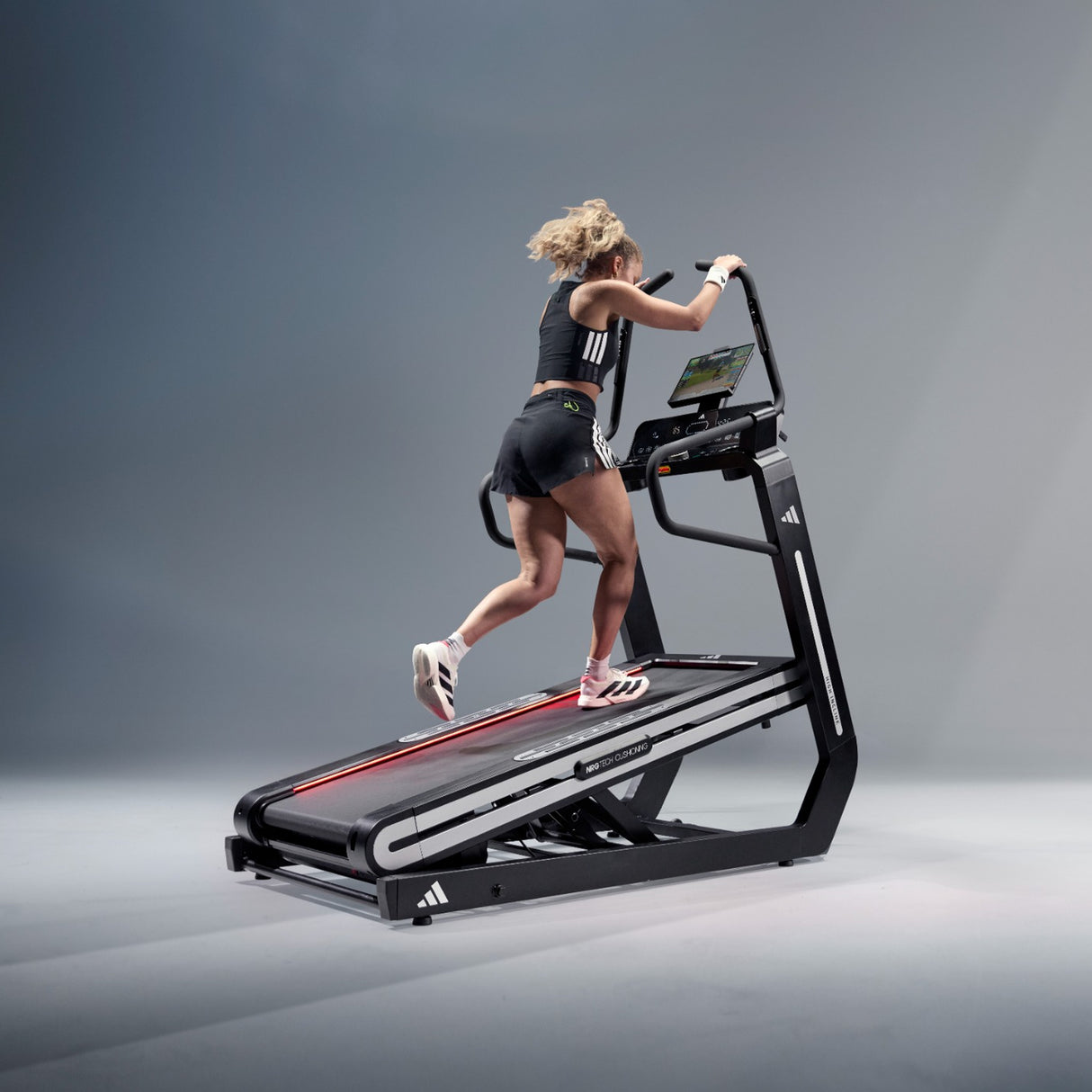adidas Laufband T-800 Incline