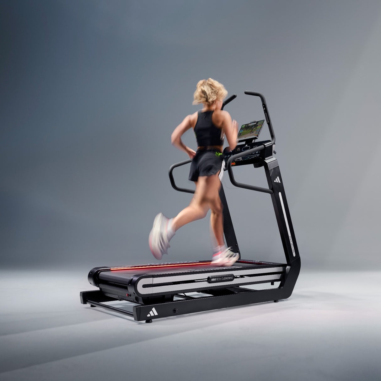 adidas Laufband T-800 Incline