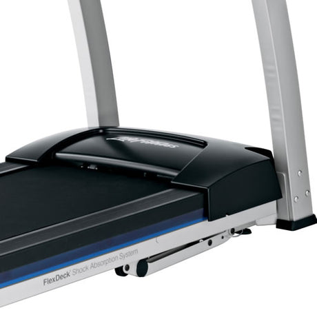 Life Fitness Laufband F1 Smart