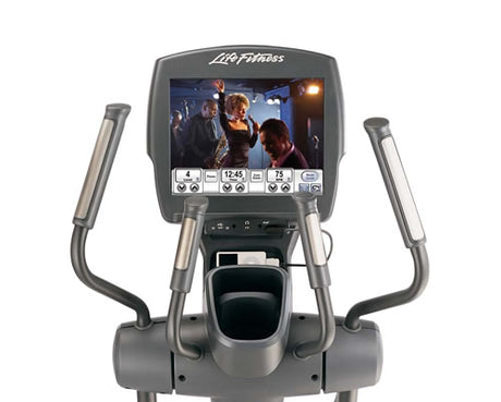 Life Fitness Crosstrainer 95X Engage™ Aussteller