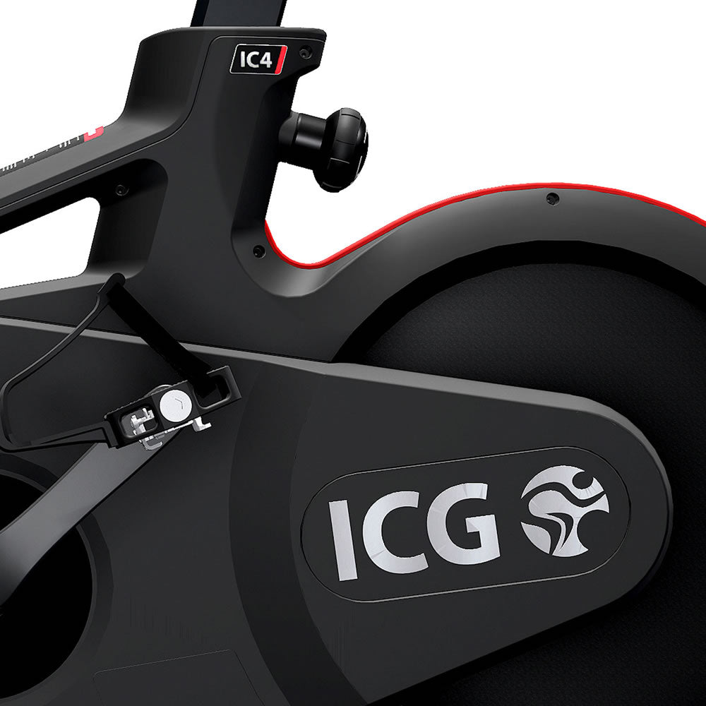 Life Fitness ICG IC4 Indoor Cycle inkl. Matte