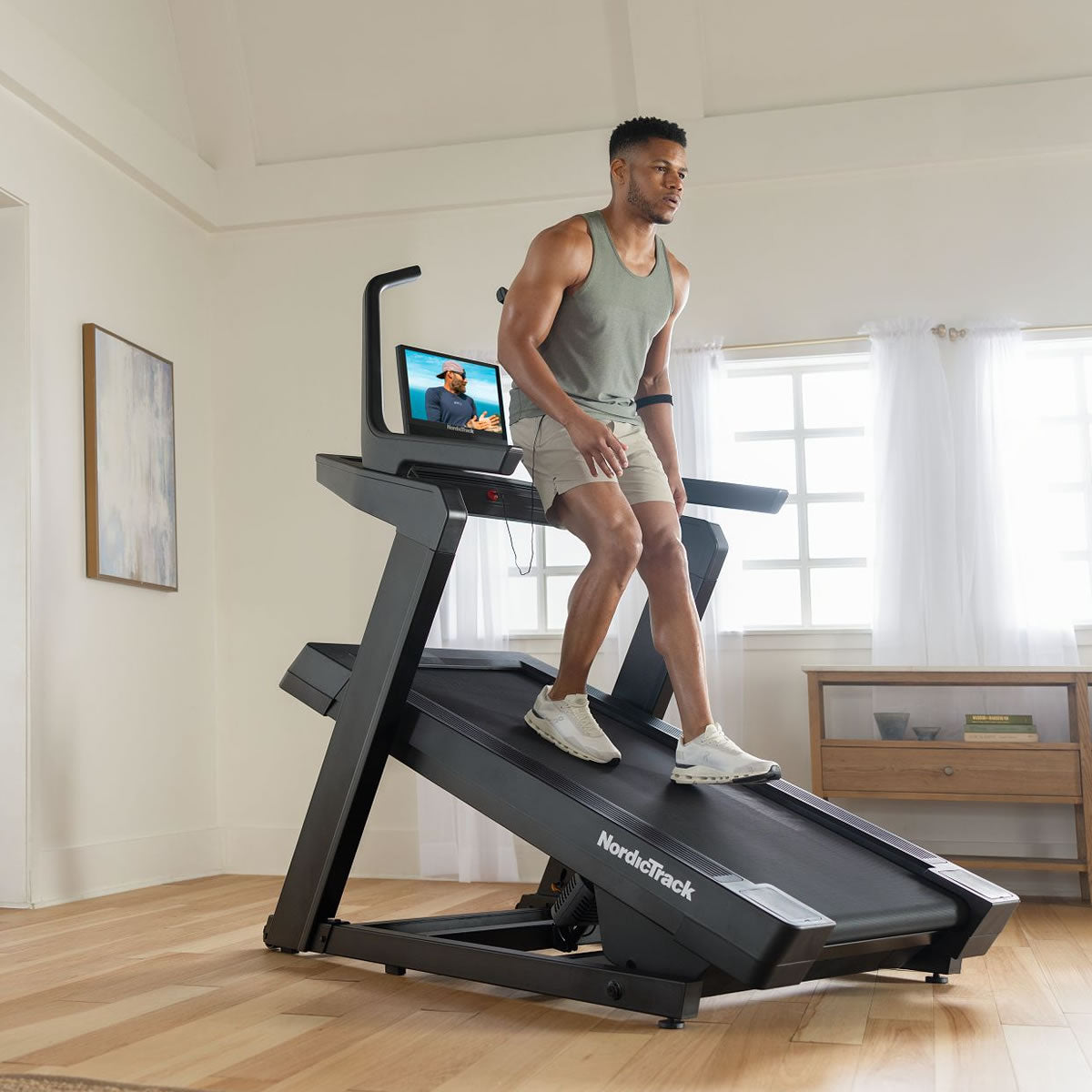 NordicTrack Incline X16 Laufband