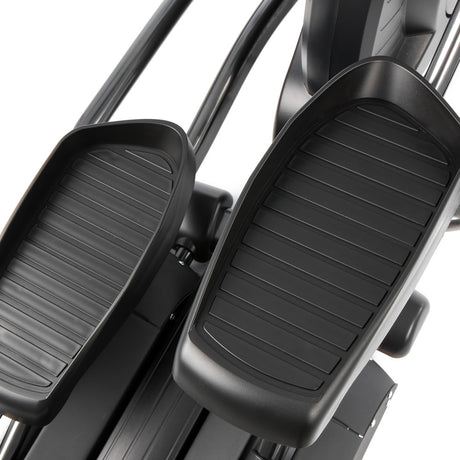Spirit Fitness CE800 Ellipsentrainer