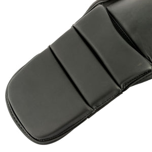 UFC PRO Tonal Grappling Shin Guard Schwarz Gr. M