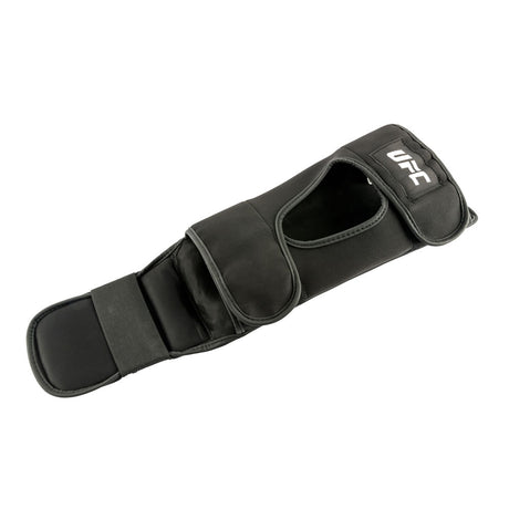 UFC PRO Tonal Grappling Shin Guard Schwarz Gr. L